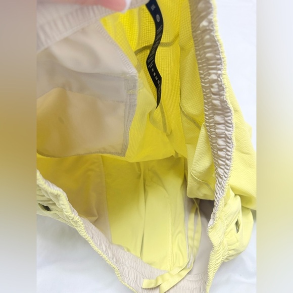 Lululemon Bowline Short 5" Stretch - Picture 7 of 10